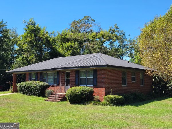 191 Alice Street, Midville