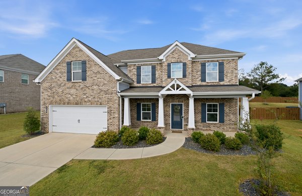 136 Petunia Court, Mcdonough