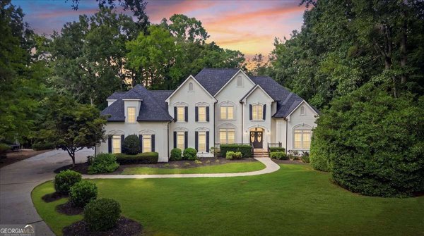 115 Providence Lake Point, Milton