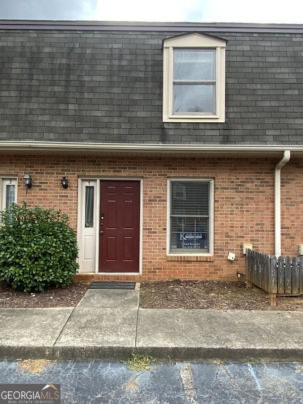 3925 Mountain View Dr Oakwood