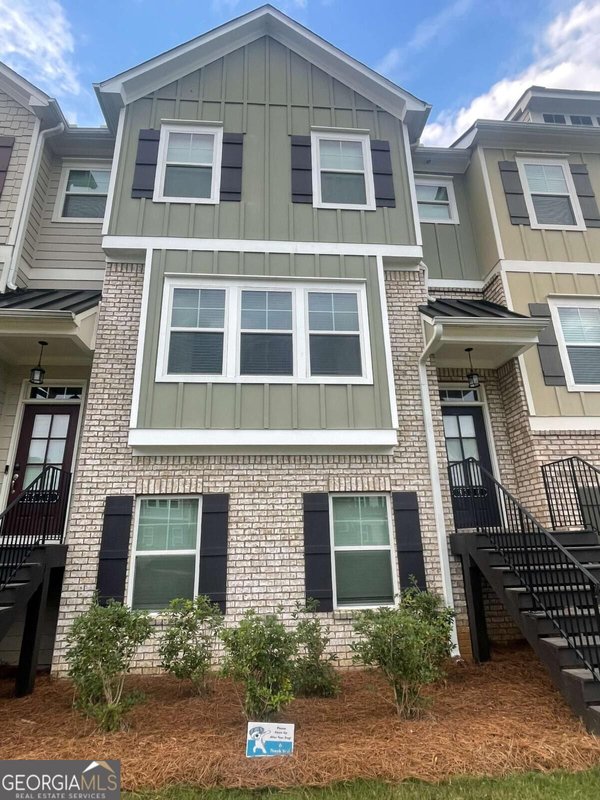 3320 Hedgeway Court Kennesaw