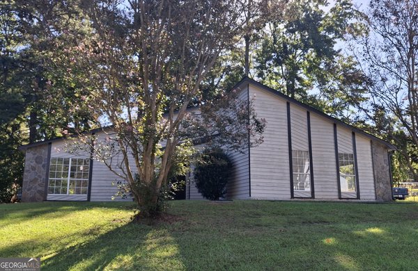 7684 Antebellum Lane Riverdale