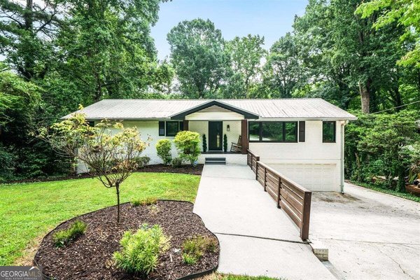 2071 Luxuria Court Tucker
