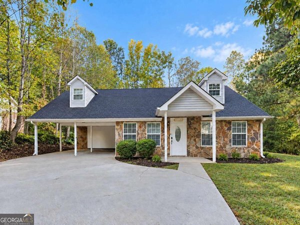 1781 Jimmy Dodd Road Buford