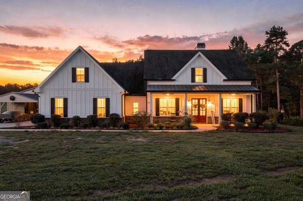 4498 Center Hill Church Road, Loganville