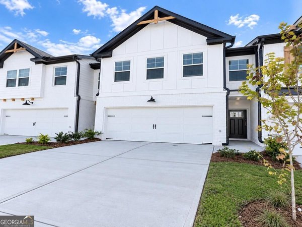 main picture of 78 Auburn Woods Drive, Auburn