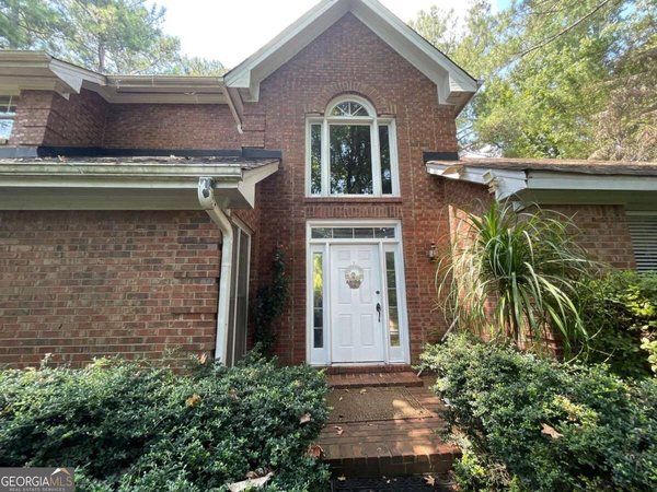 main picture of 5030 Forest Run Trace, Johns Creek