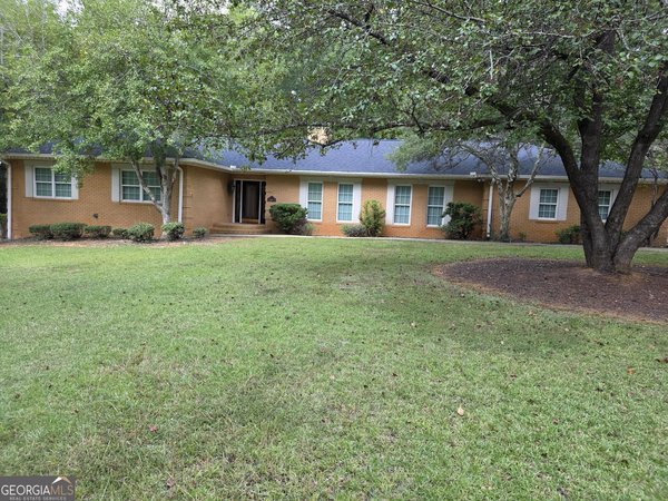 350 Castlegate Road Macon