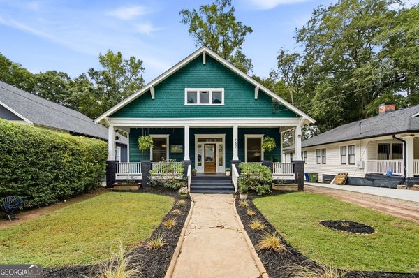 main picture of 762 Elbert Street, Atlanta