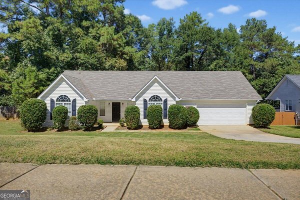 2625 Hidden Creek Drive, Loganville