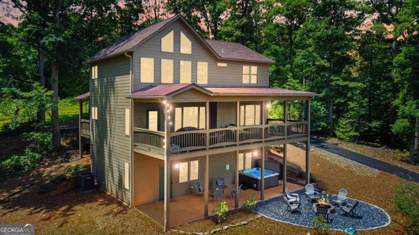 196 Grayson Point, Blue Ridge