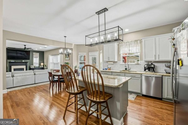 7080 Roselake Circle Douglasville