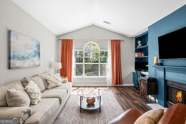 238 Edinburgh Court Milton