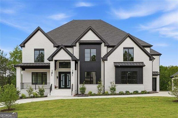 main picture of 3640 Sky Lane, Cumming