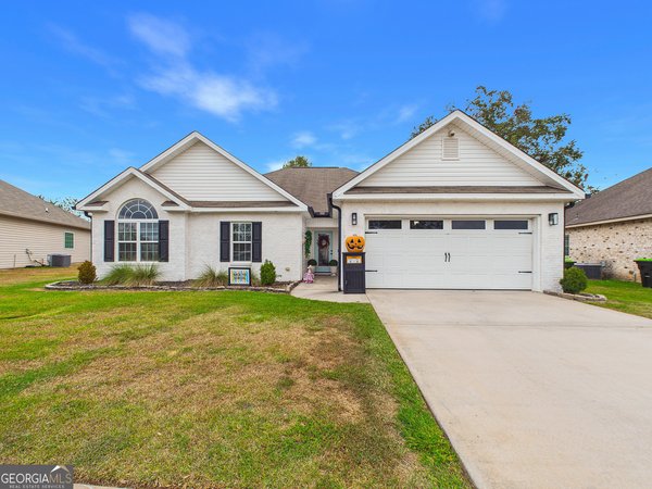 422 Madison Place Parkway, Byron