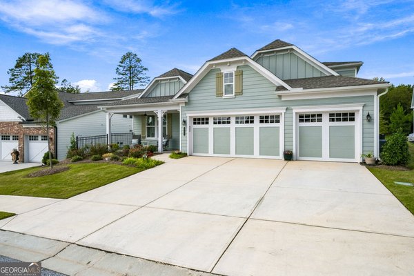 main picture of 120 Truman Court, Hoschton