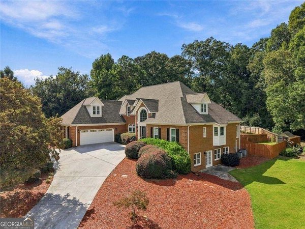 1251 Bridgewater Walk Snellville