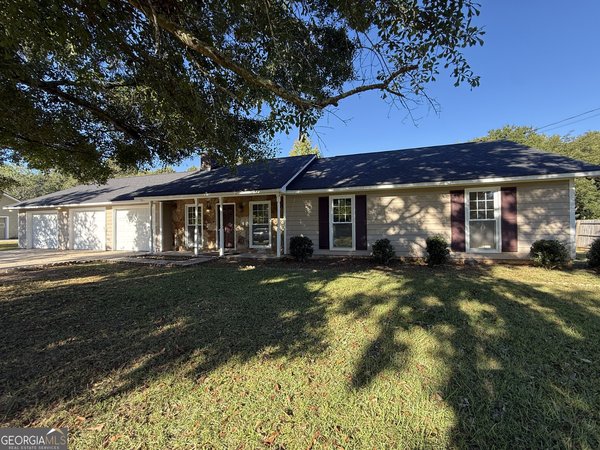 201 Merrill Drive Lagrange
