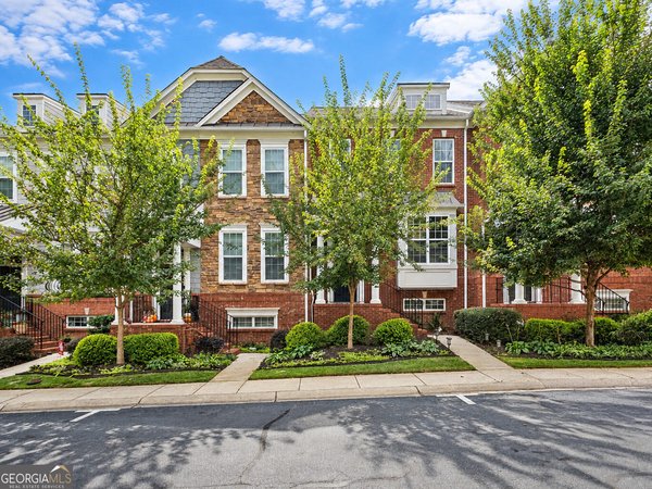 2318 Limehurst Drive Brookhaven