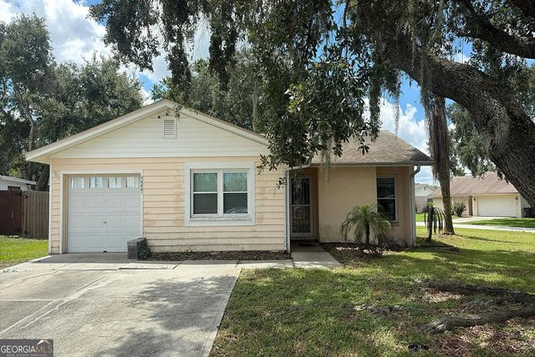 1440 Periwinkle Court Lakeland