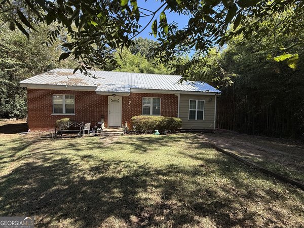 539 Highway 18 Barnesville