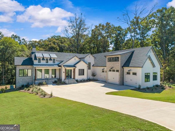1110 Sunset Bluff, Greensboro