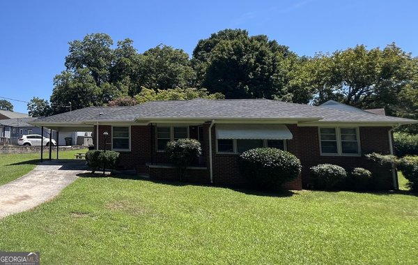 115 Charles Avenue, Marietta