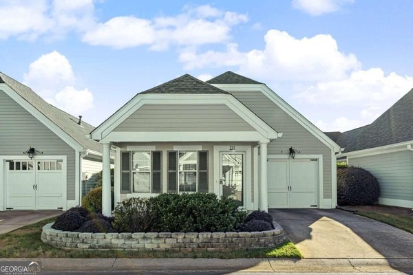237 Rose Cottage Drive, Woodstock