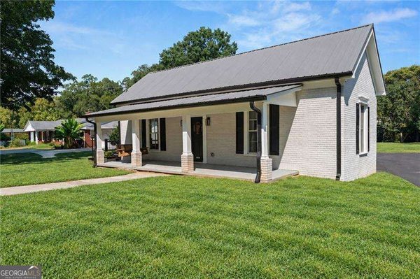 237 Erwin Street Cartersville