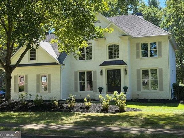 main picture of 162 Grand Avenue, Suwanee