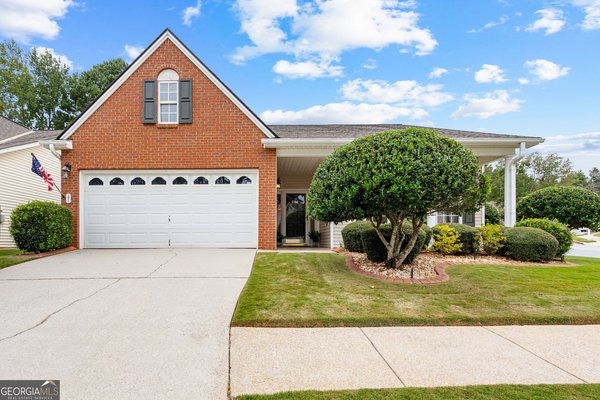 47 Silhouette Court Newnan
