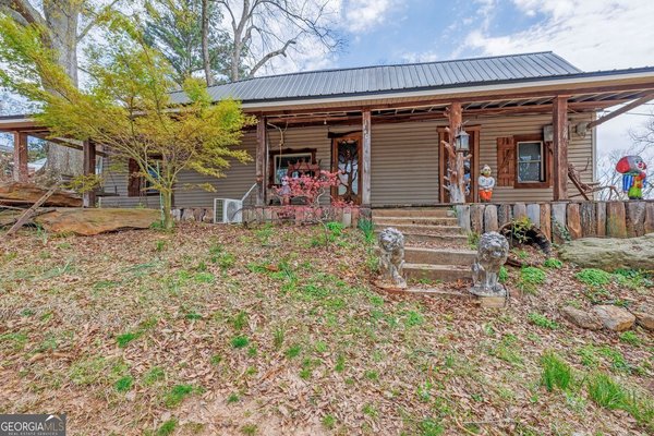 main picture of 5408 Spring Street, Flowery Branch