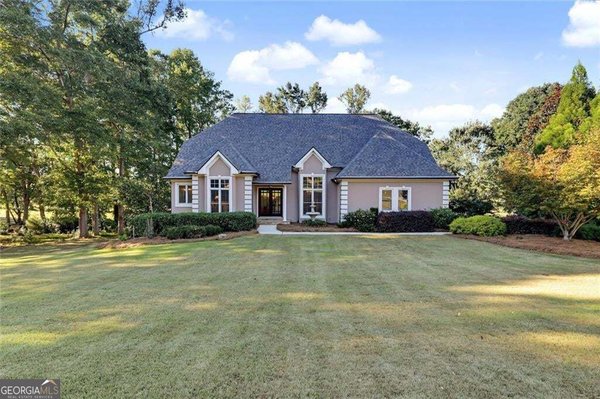 884 Fairway Drive, Monroe