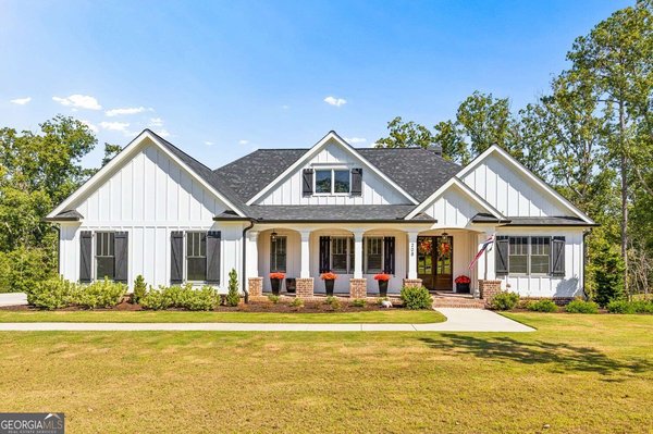 208 Sawyers Farm Drive, Waleska