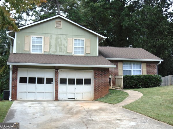 1187 Mannbrook Drive Stone Mountain