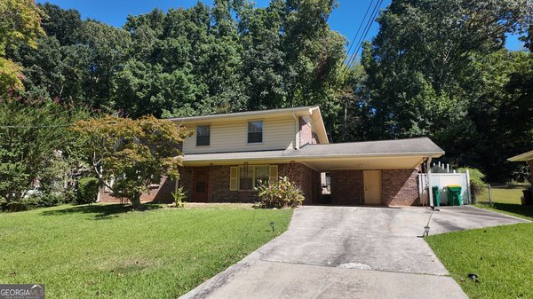 754 Virginia Circle Forest Park
