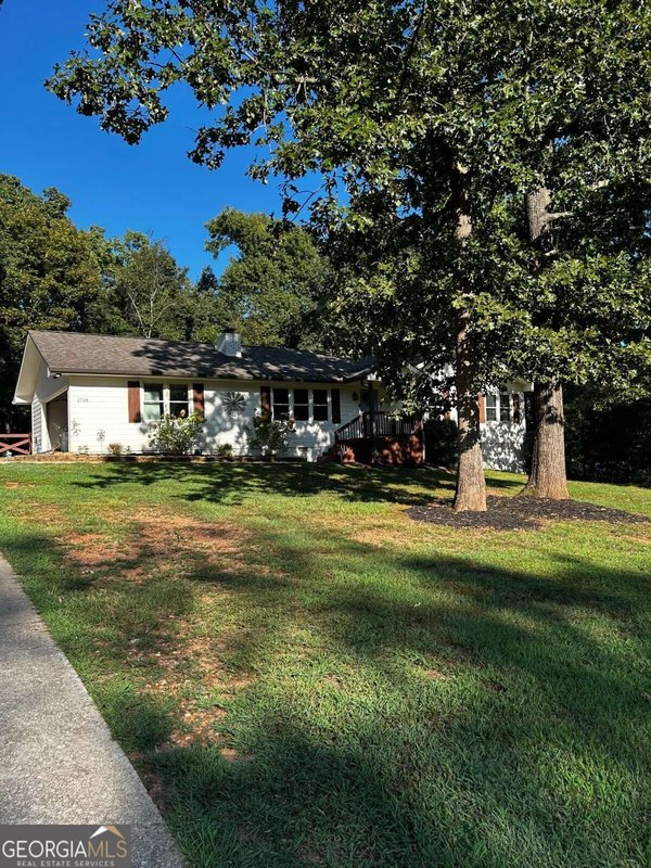 1738 Sandy Court Snellville