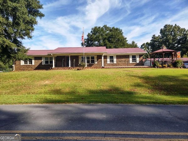 245 Red Oak Road, Summerville