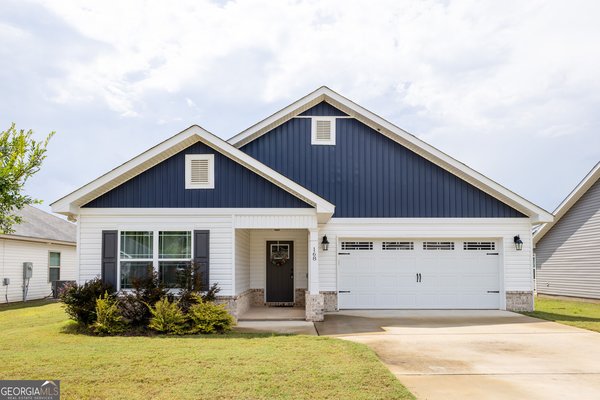 168 Red Tail Circle, Byron