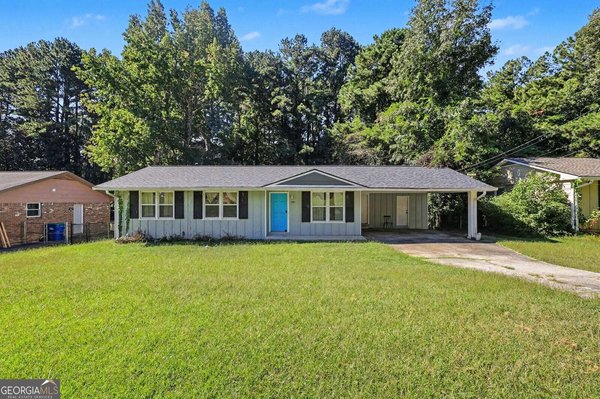2810 FOXLAIR Trail South Fulton