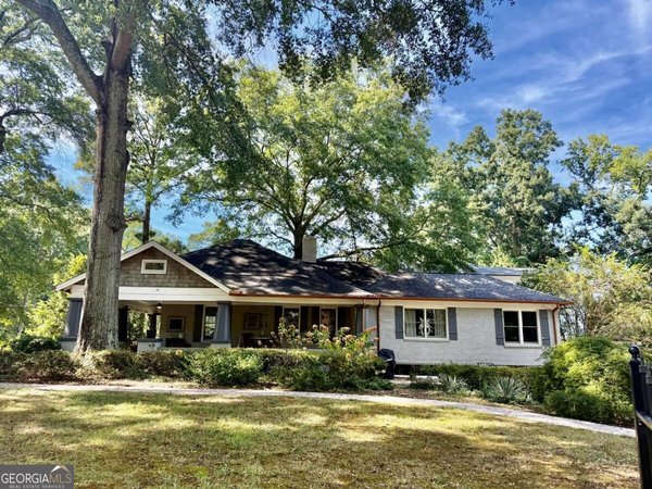 2262 Ridgedale Road, Atlanta