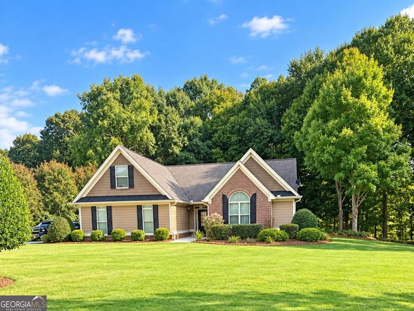 301 Molly Way Winder