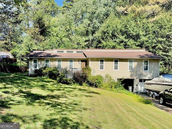 2151 Shadowwood Drive, Marietta