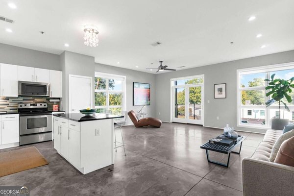 560 Dutch Valley Road, Atlanta