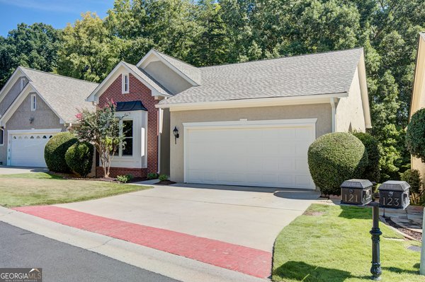 121 Augusta Drive Peachtree City