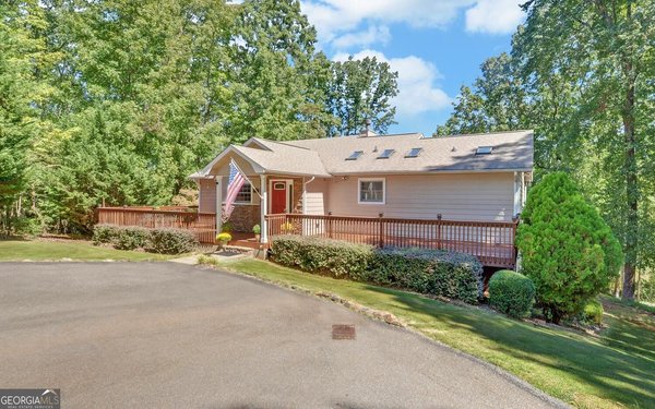 447 Emerald Ridge, Dahlonega