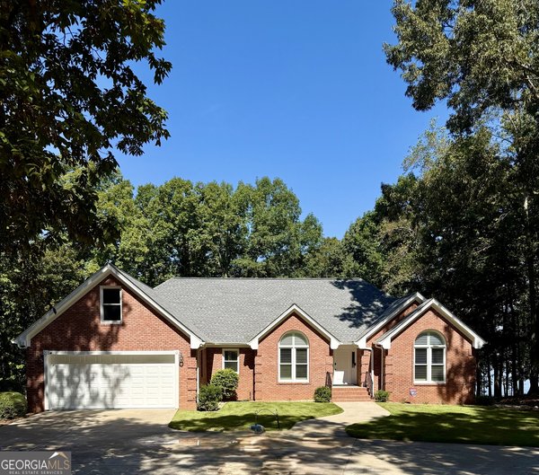 415 Long Shoals Drive, Eatonton