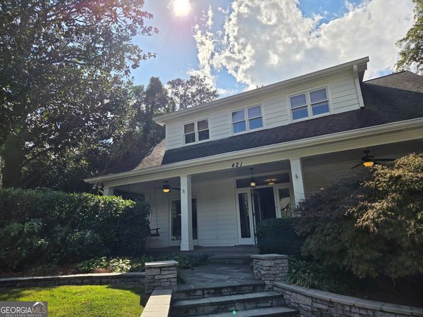 main picture of 421 Golfview Rd NW Road, Atlanta