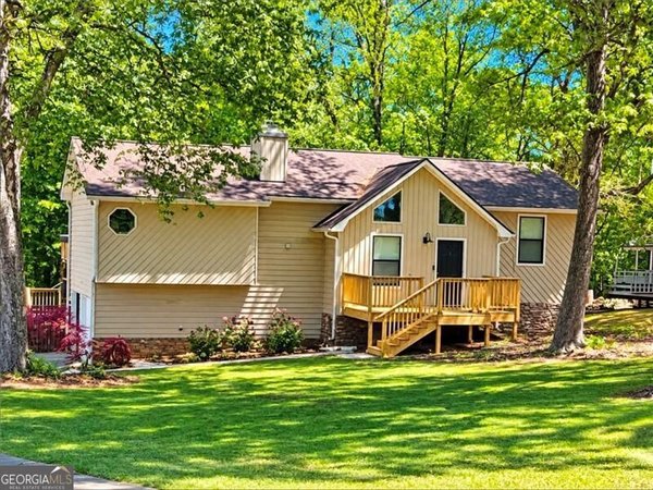 825 Emerald Drive, Powder Springs