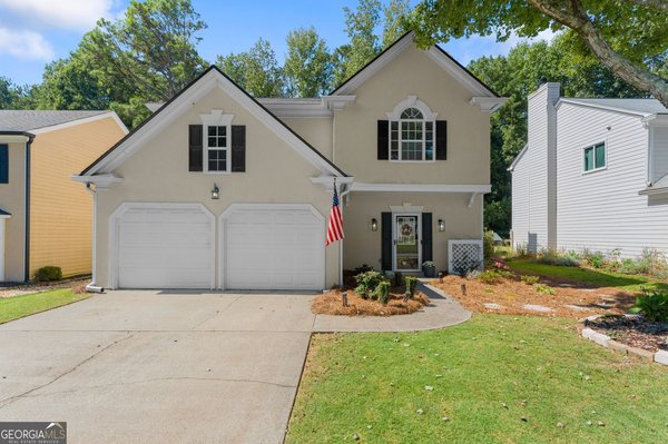 6010 Foxberry Lane, Roswell